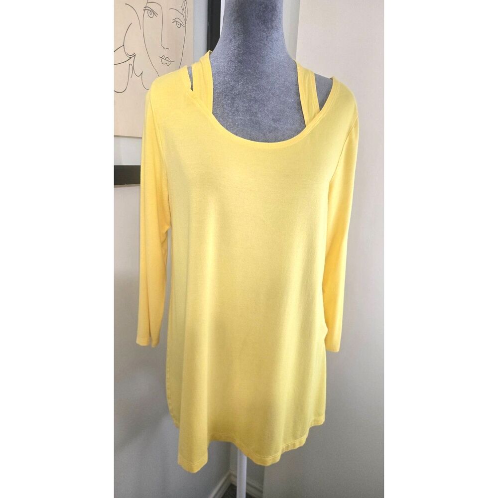 Chico’s Zenergy Yellow 3/4 Sleeve Scoop Neck Top – Size 1 (XL)